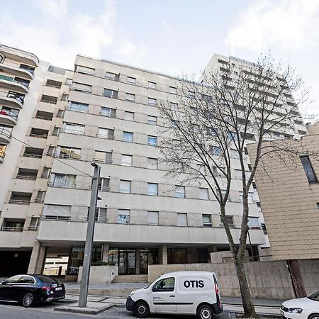 2Br Flat By Metro W/ Free Parking By Lovelystay Vila Nova de Gaia Exterior foto