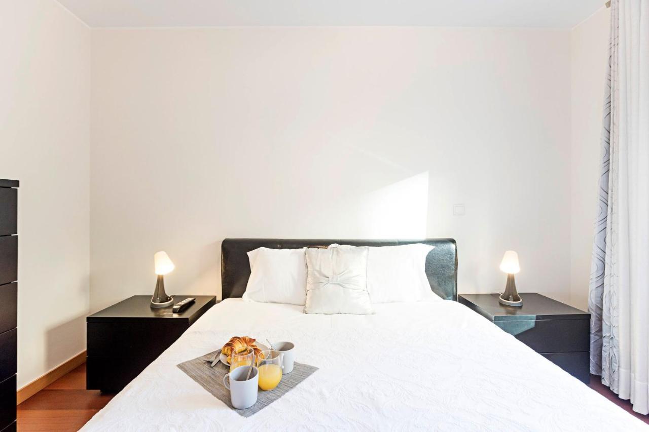 2Br Flat By Metro W/ Free Parking By Lovelystay Vila Nova de Gaia Exterior foto