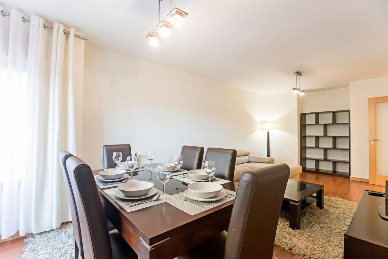 2Br Flat By Metro W/ Free Parking By Lovelystay Vila Nova de Gaia Exterior foto